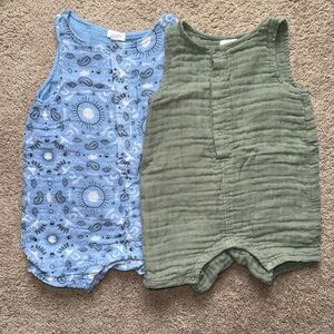 Angel Dear set of 2 Rompers. Size 18-24m
